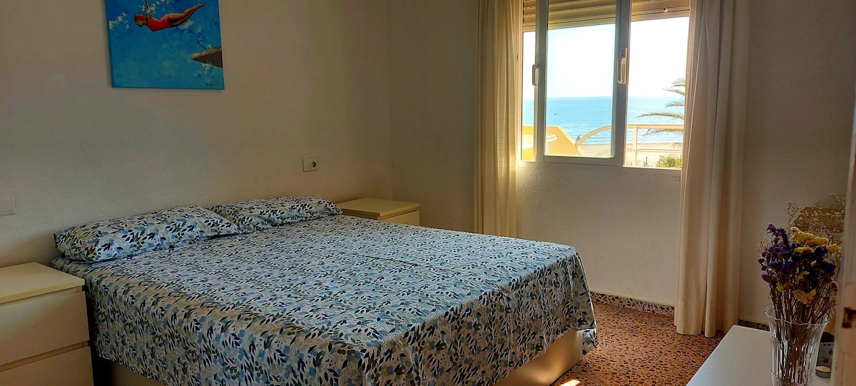 საძინებელი 1