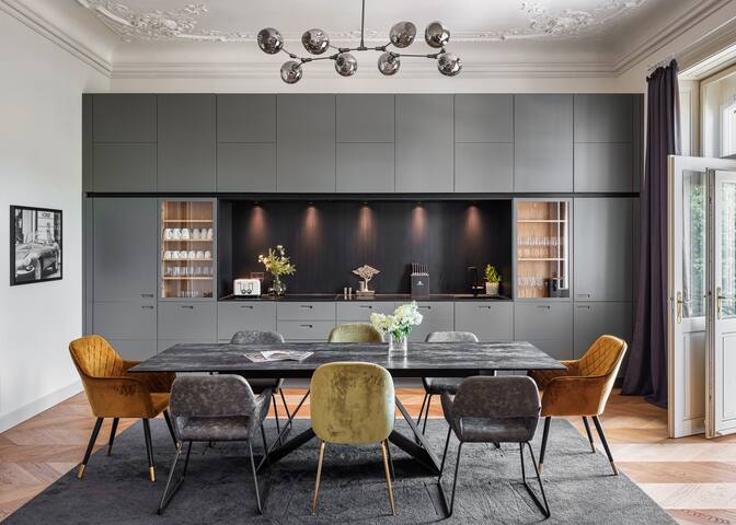 Three Bedroom Apartment with Balcony and Fireplace gallery image 3