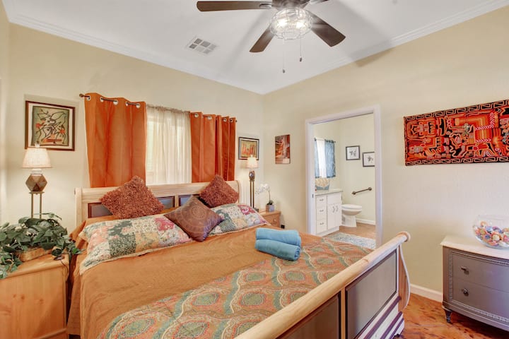 Главен брачен кревет (широк 150-179 см) и тавански вентилатор