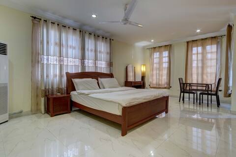 Spacious & Comfy STUDIO Airport Residential Area