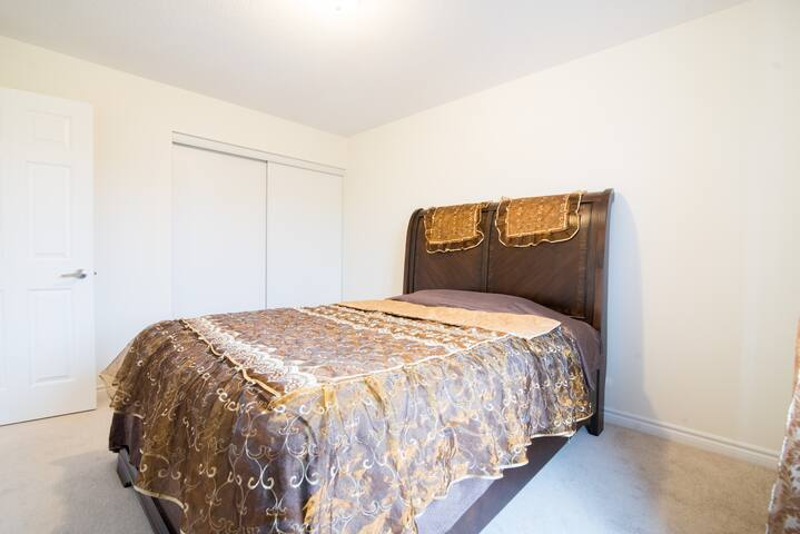 Newly built 3bdm family house Entire house gallery image 5