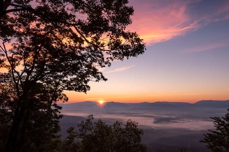 Mountain Top A+ Views!