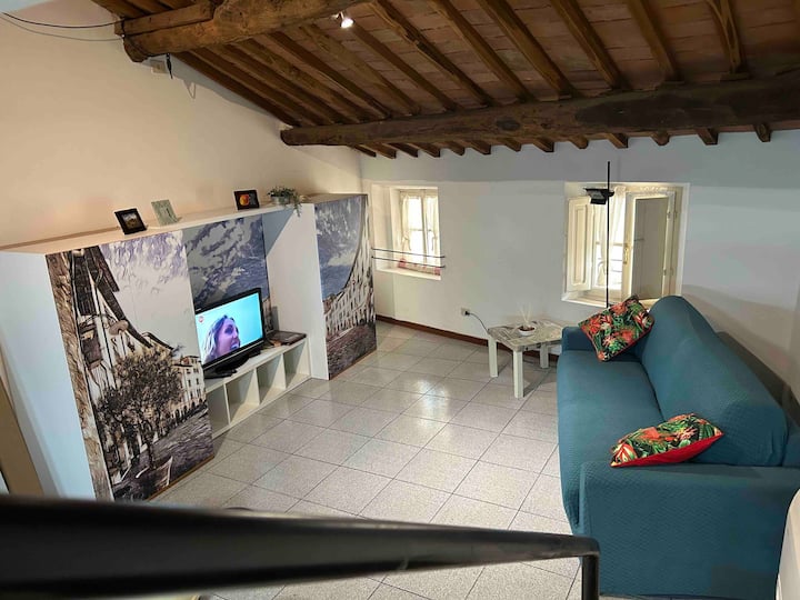 Mansarda Centro Storico - Lucca