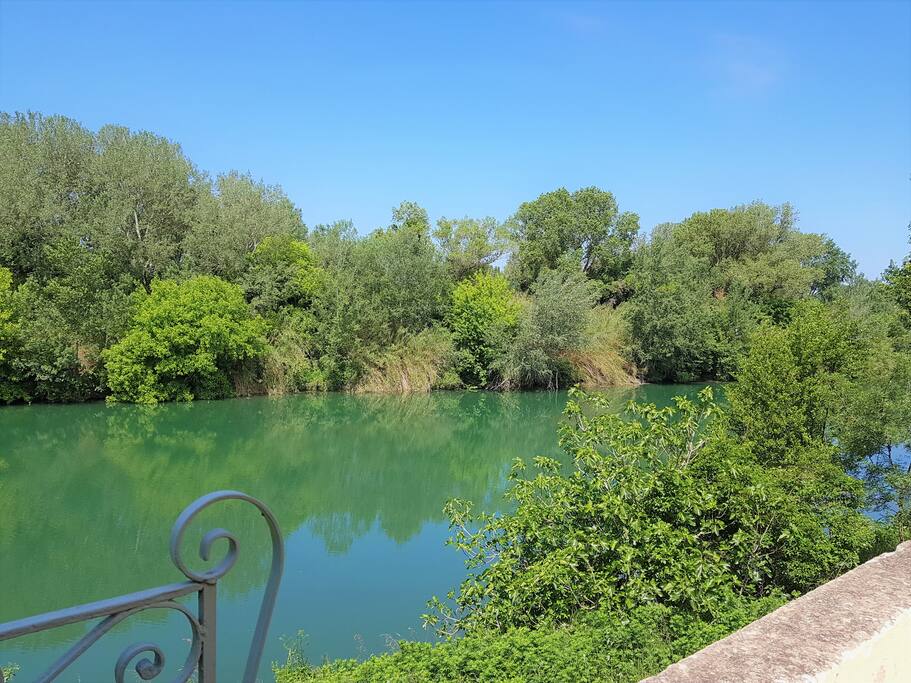 Vue sur le gardon sans vis à vis