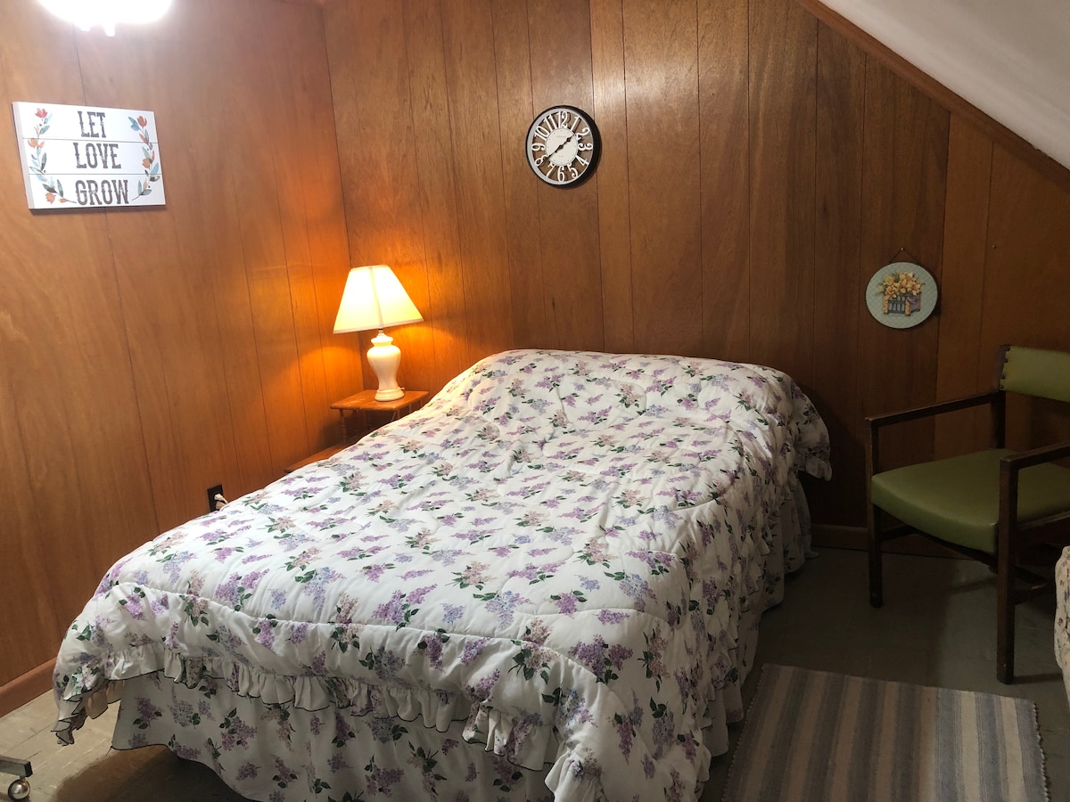 ห้องนอน 3/6: เตียงคู่ 