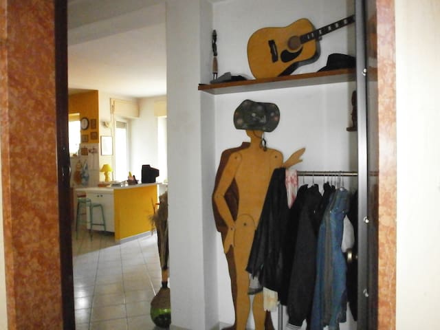 double room,private bathroom, wifi