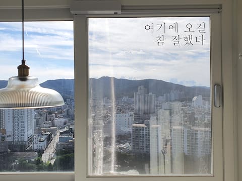 'UNO' Best View in Icheon, 4k TV, Mini cafe.