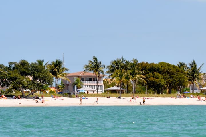 airbnb yacht florida keys