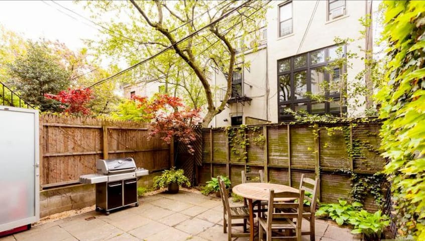 Spacious Park Block Gem!