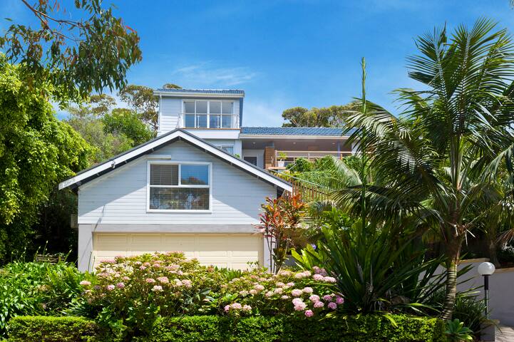 Private Hideaway in Bilgola gallery image 2