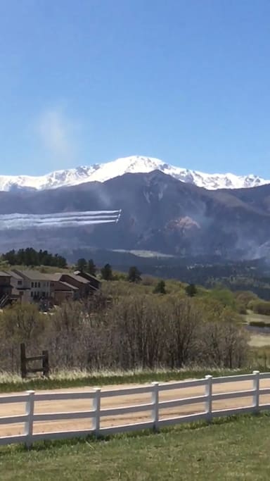 More Air Force Thunderbirds viewing