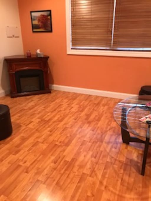 Electric fireplace