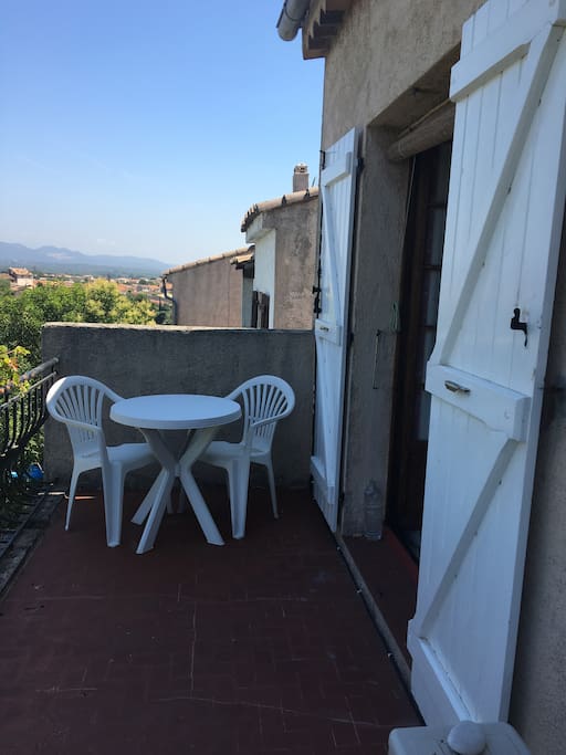 Terrasse vue dégagée sans vis à vis