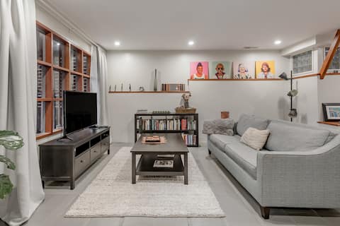 Successful Airbnb property: Relaxed Apartment with a Patio in The Castro in Eureka Valley / Dolores Heights