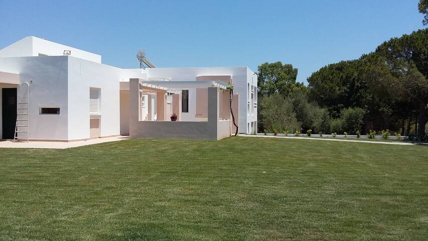 Vila Leonidas (ΑΜΑ)00000122062 gallery image 4