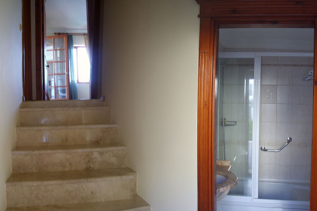 Entrance & Bathroom 1