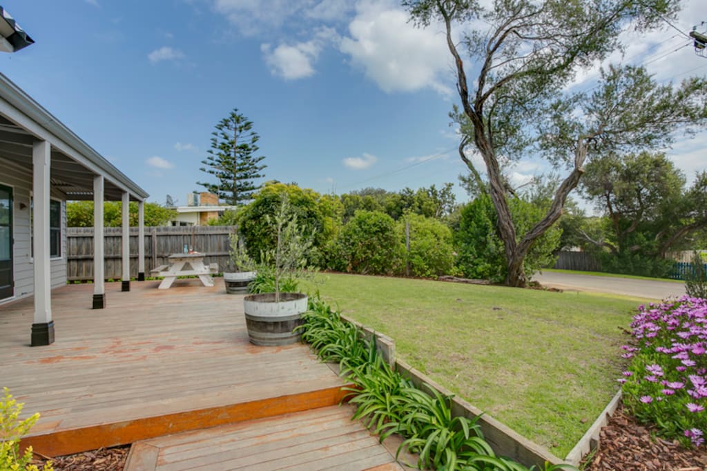 Blakiston House -Front Garden