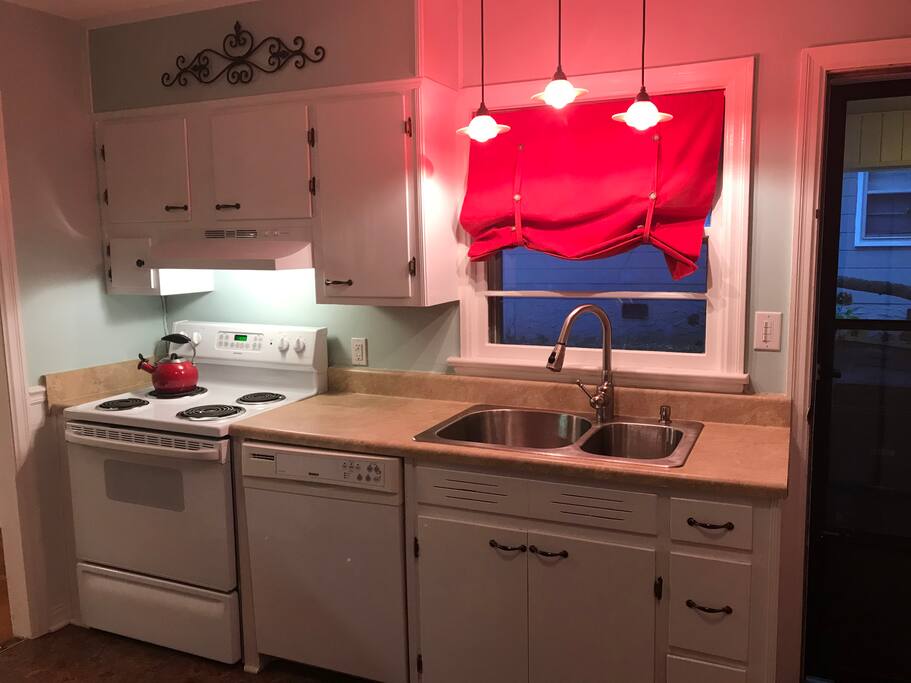 Fully equipped eat in kitchen