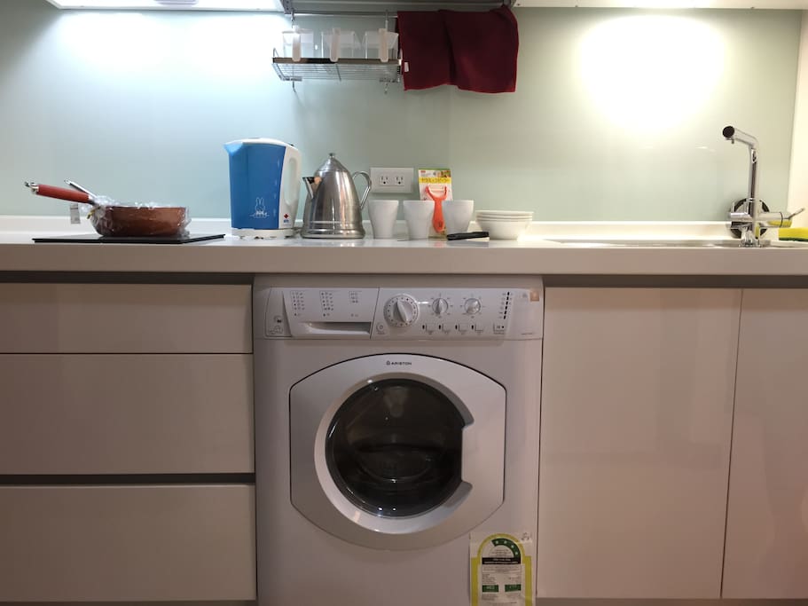 廚具一應俱全