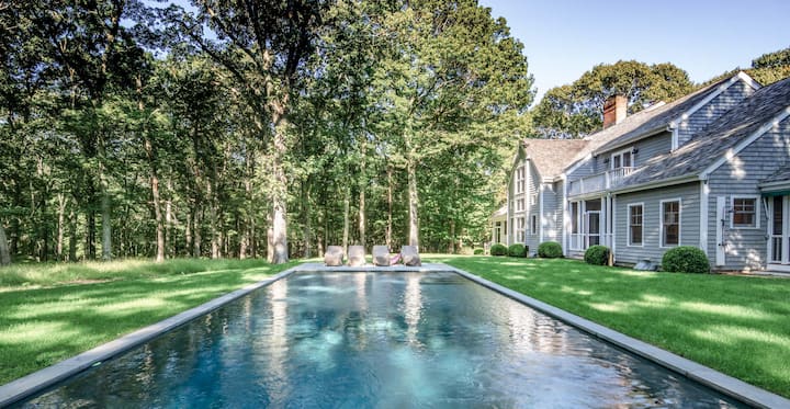 Quintessential Hampton Estate