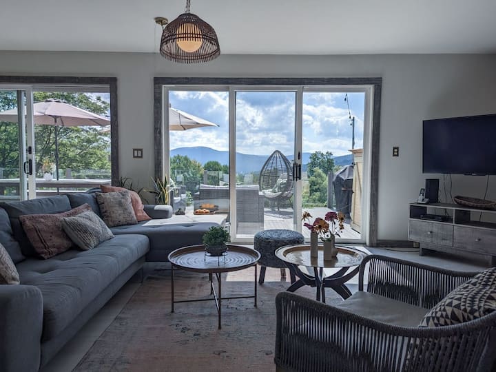 Private Contemporary Cottage With Pool And Hot Tub - 호바트