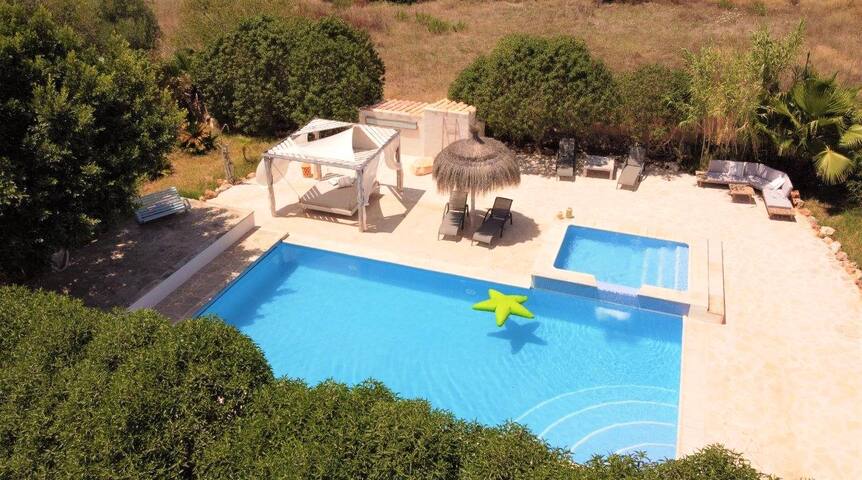 Beatiful Finca Can Vidal, Resort, Pool, 10 Pers.