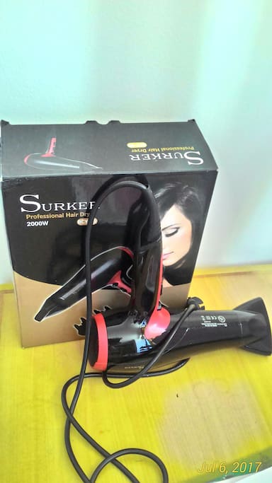 Hair dryer