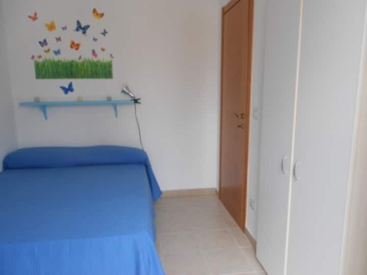 მეორე ორადგილიანი საძინებელი თავისი კონდიციონერით