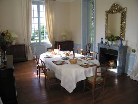 Suite famille 4 pers, Tours-Poitiers, Futuroscope