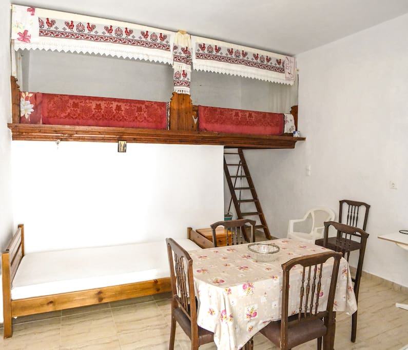 Easy to accommodate up to 5 people