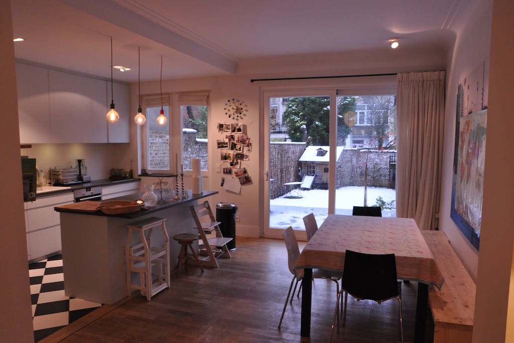 Kitchen with garden in the background