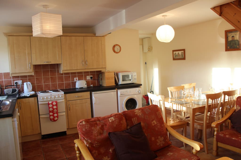 Kitchen-Living