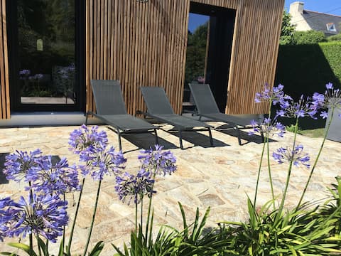 Ty Kervaillet, walking distance to the beach, GR34