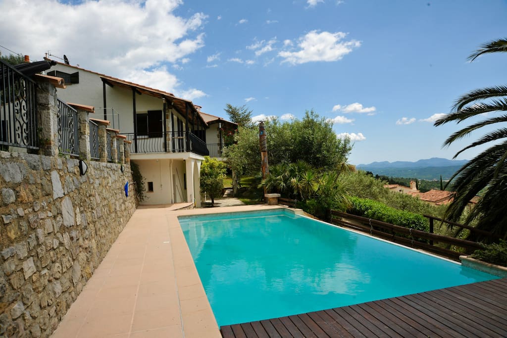 Frisch renoviertes Feriendomizil mit privatem Pool 4x10 m
