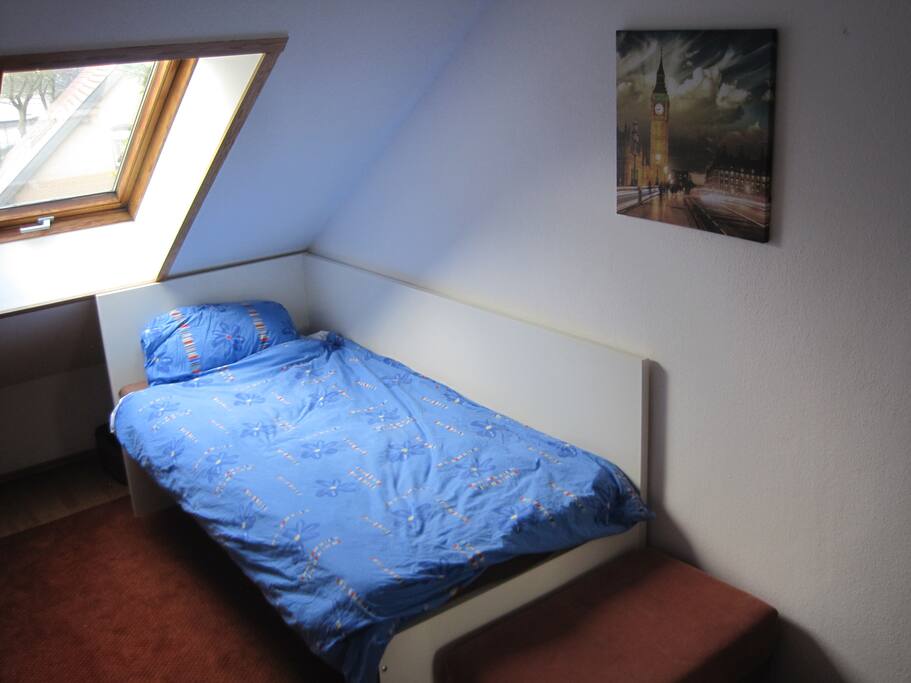 Private Room (Bed View)