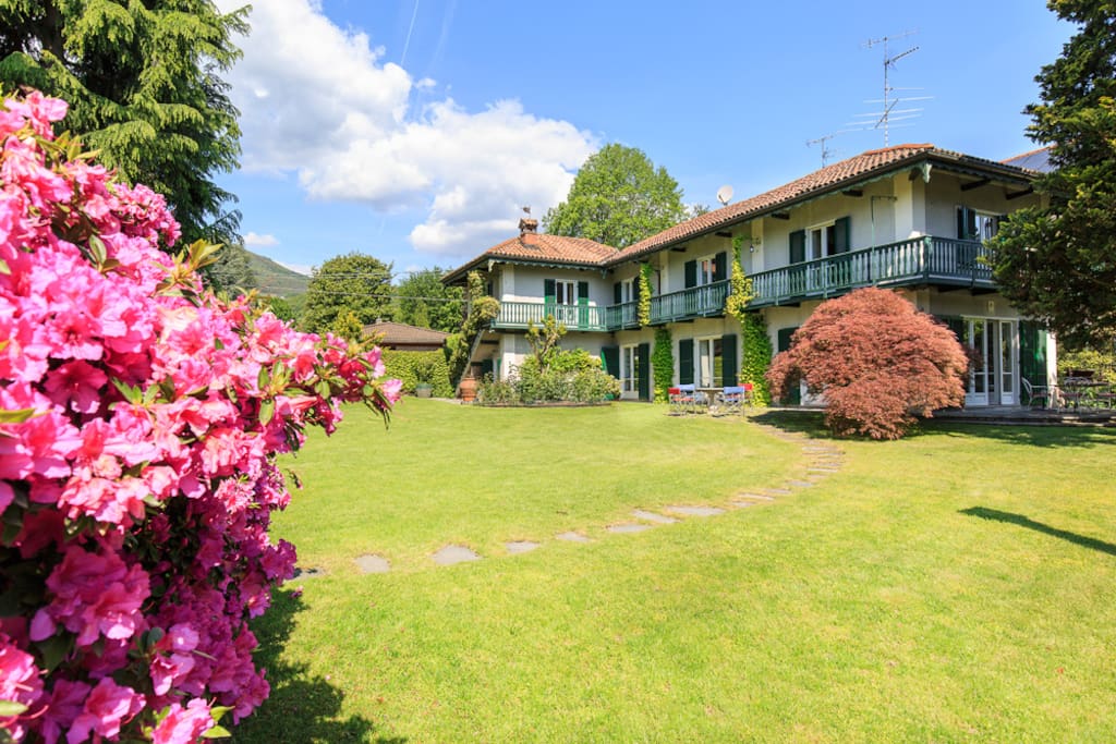 Villa Ida, Lesa Lake Maggiore - NORTHITALY Villas Vacation rentals