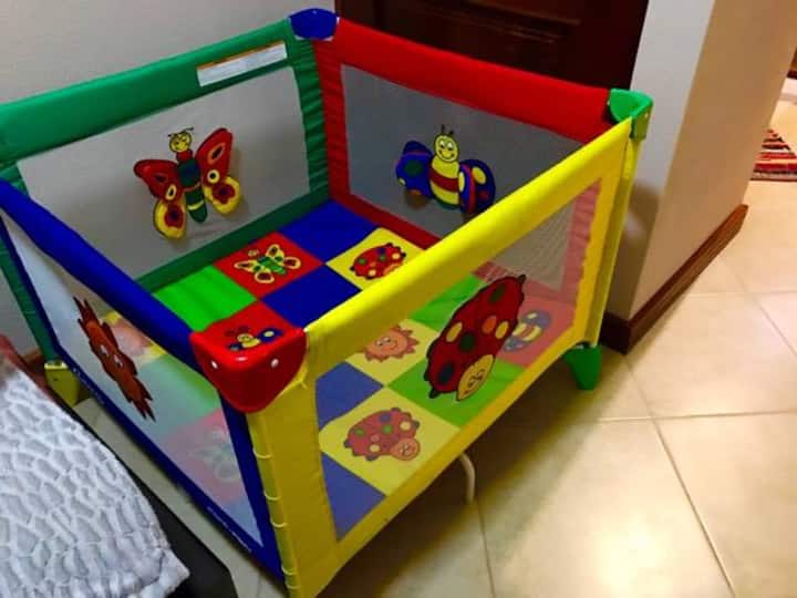 לול זמין לתינוק