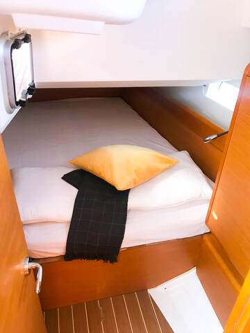 Unique Bed Breakfast On The Water Boats For Rent In Mount Pleasant