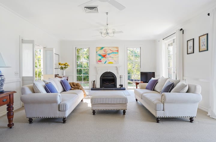 The Hamptons Hinterland Retreat - 黃金海岸