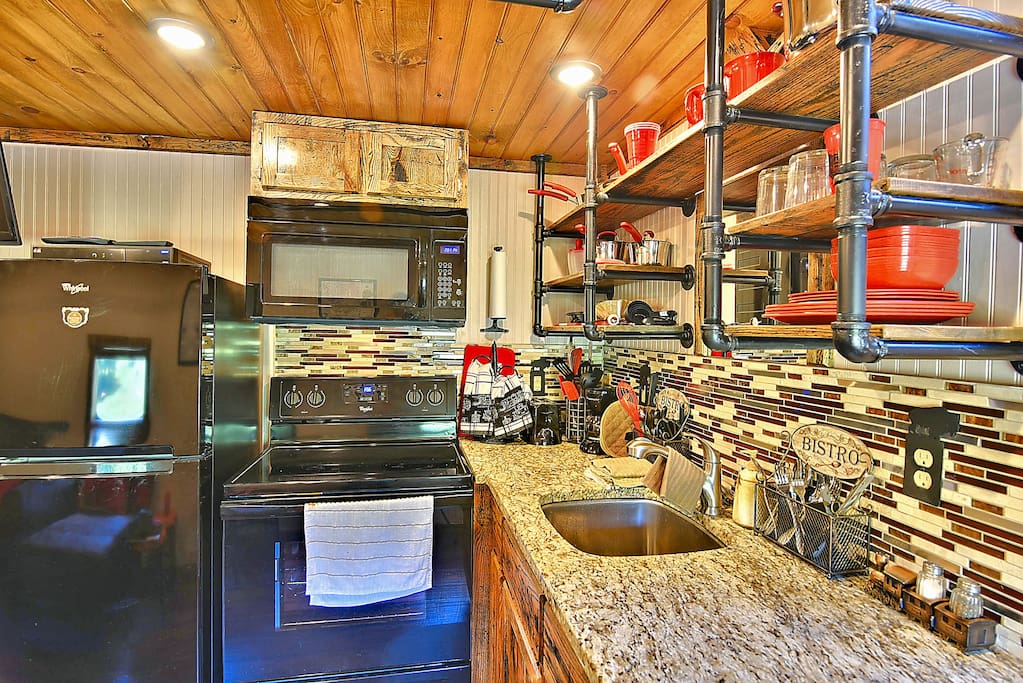 Fully equipped kitchen