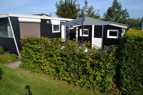 Stacarvan the Ijsselmeer for up to 4 people