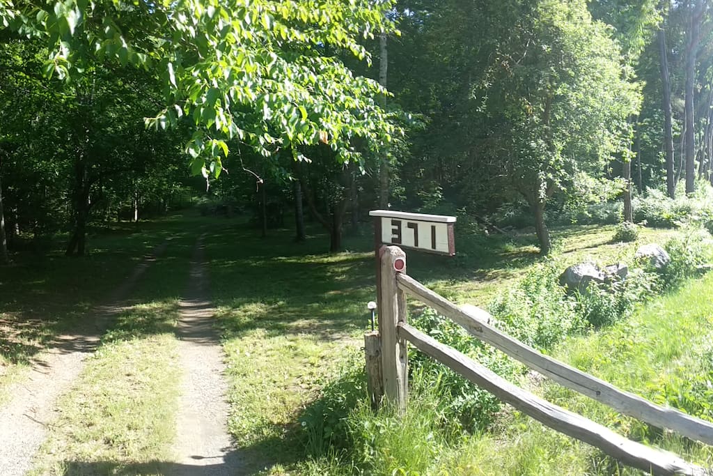 Plenty of parking. With 7 acres of river frontage to explore.
