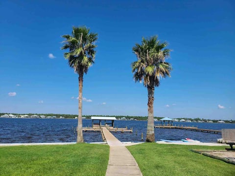 Always 5 O’Clock Private Beach Access, boat launch