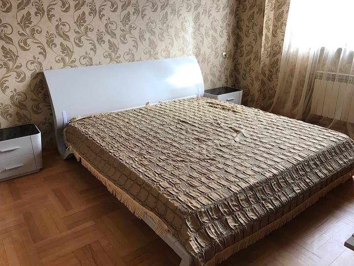 Спалня 2