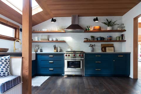 The Shelter Co. Shack - Luxury Cabin on the River