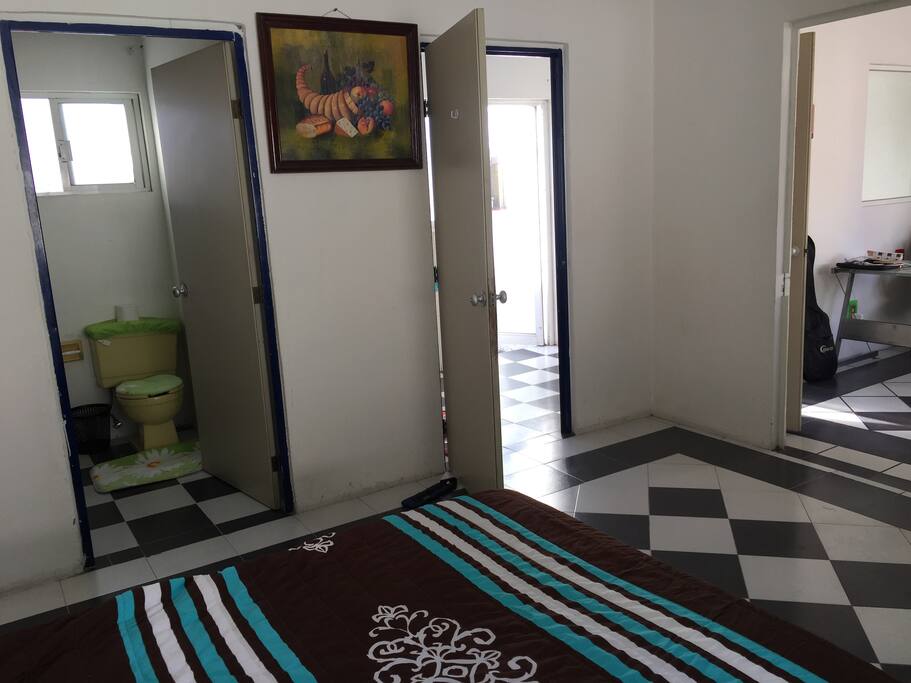 2nd Floor private accomodation