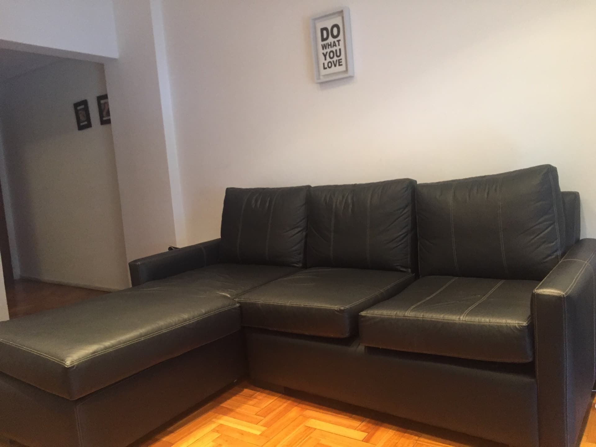 Two-bedroom apartment in Recoleta