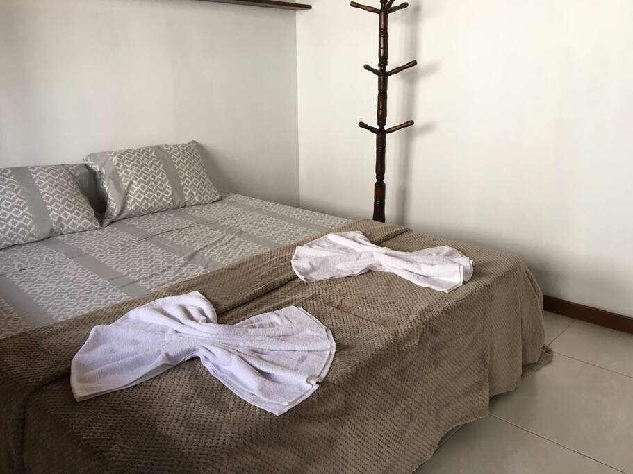 Quarto 2 Camas de Solteiro