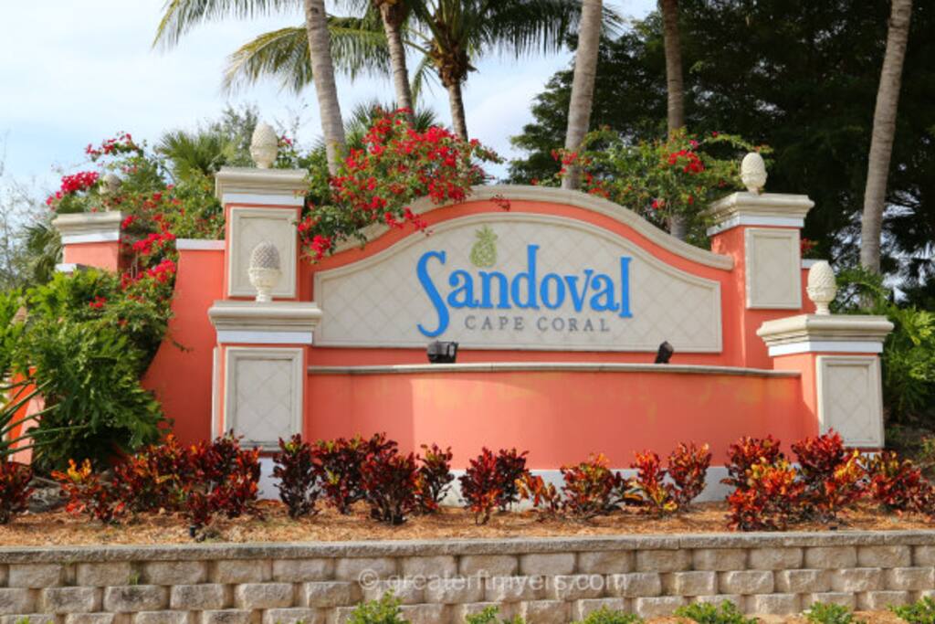 Main Entrance to Sandoval