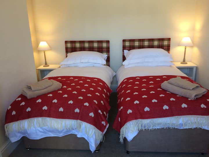 غرفة النوم 1